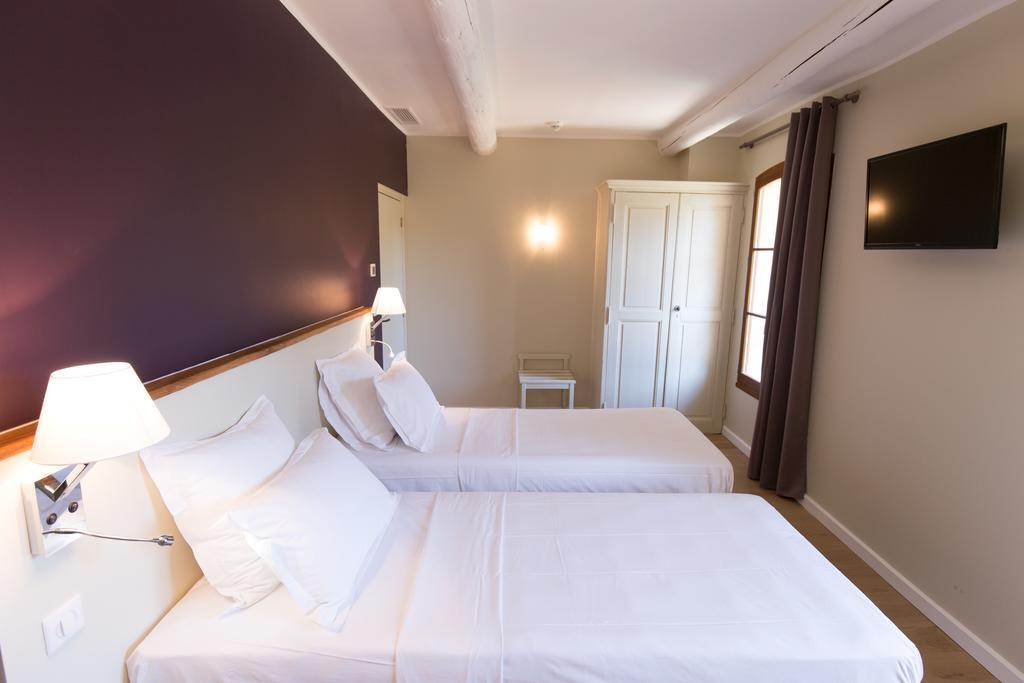Domaine Gaogaia Hotel Aix-en-Provence Room photo